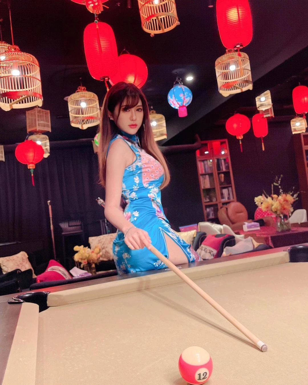 19501402.webp