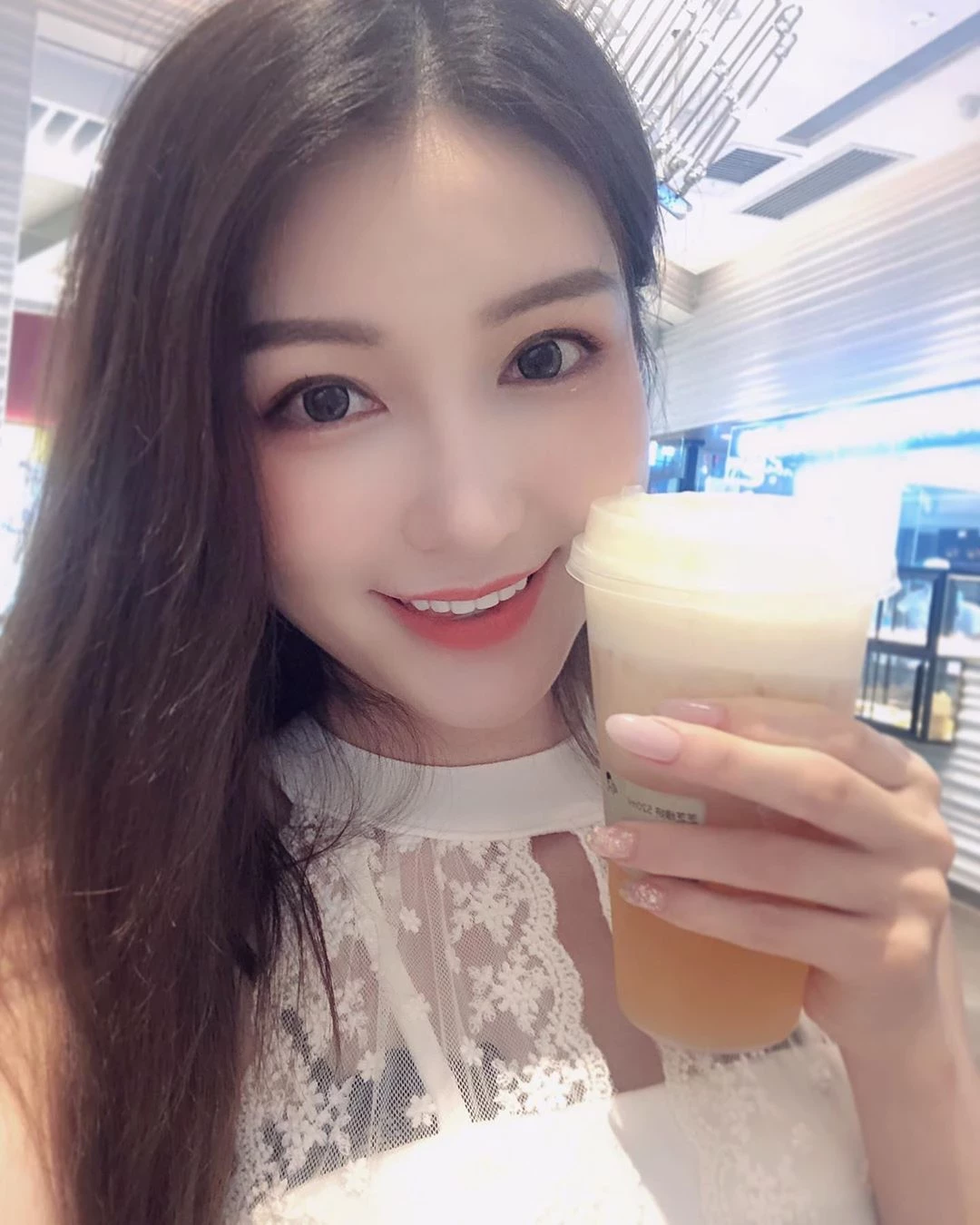 4144092.webp