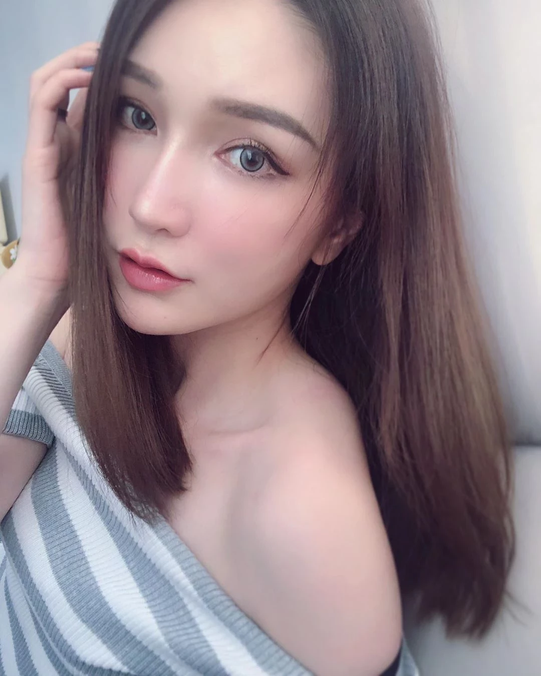 4144094.webp