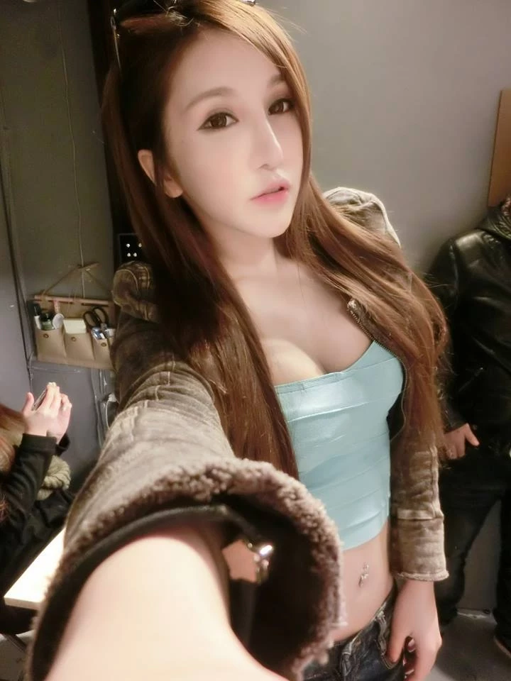 17102603.webp
