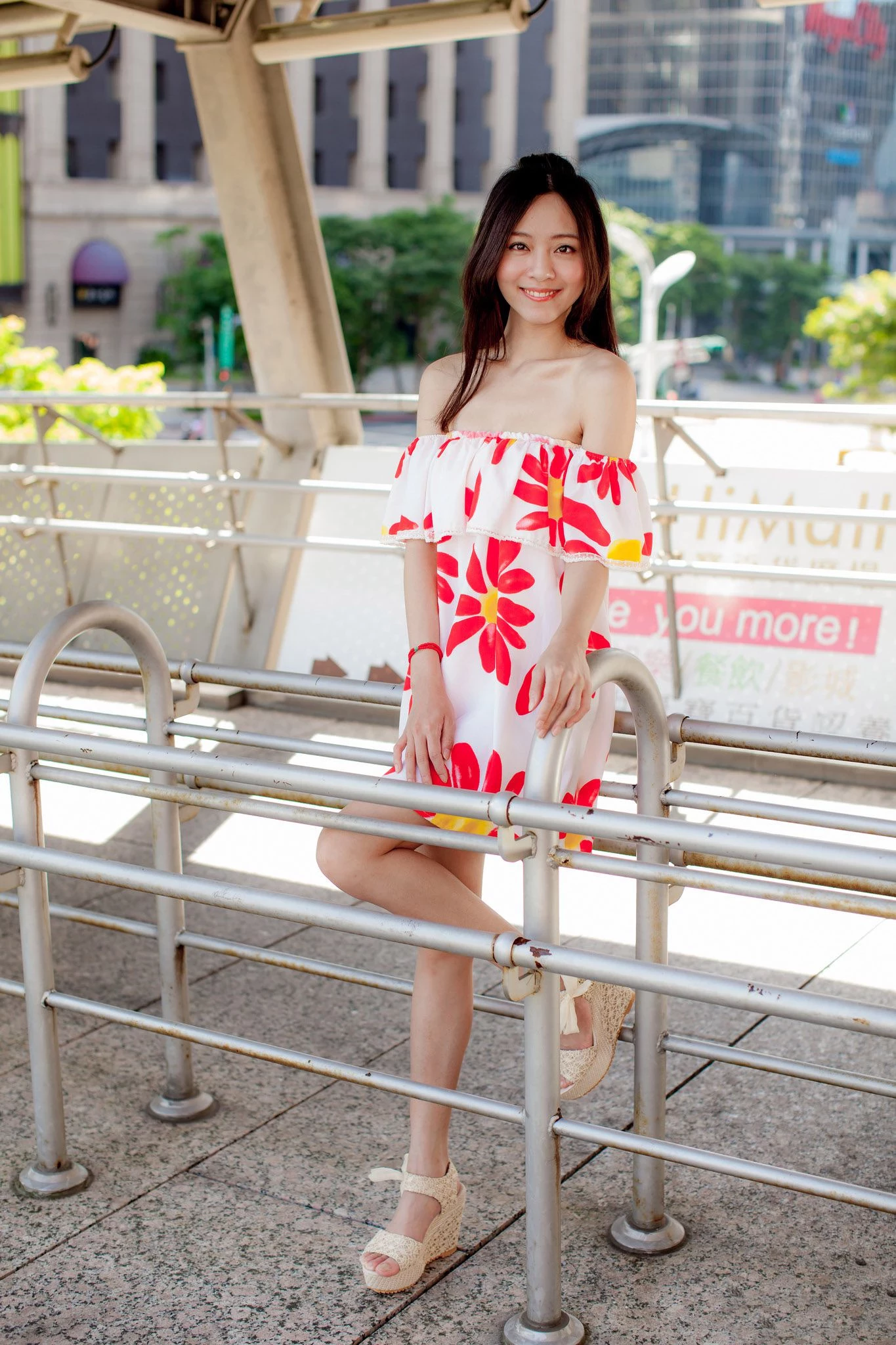 30726415.webp