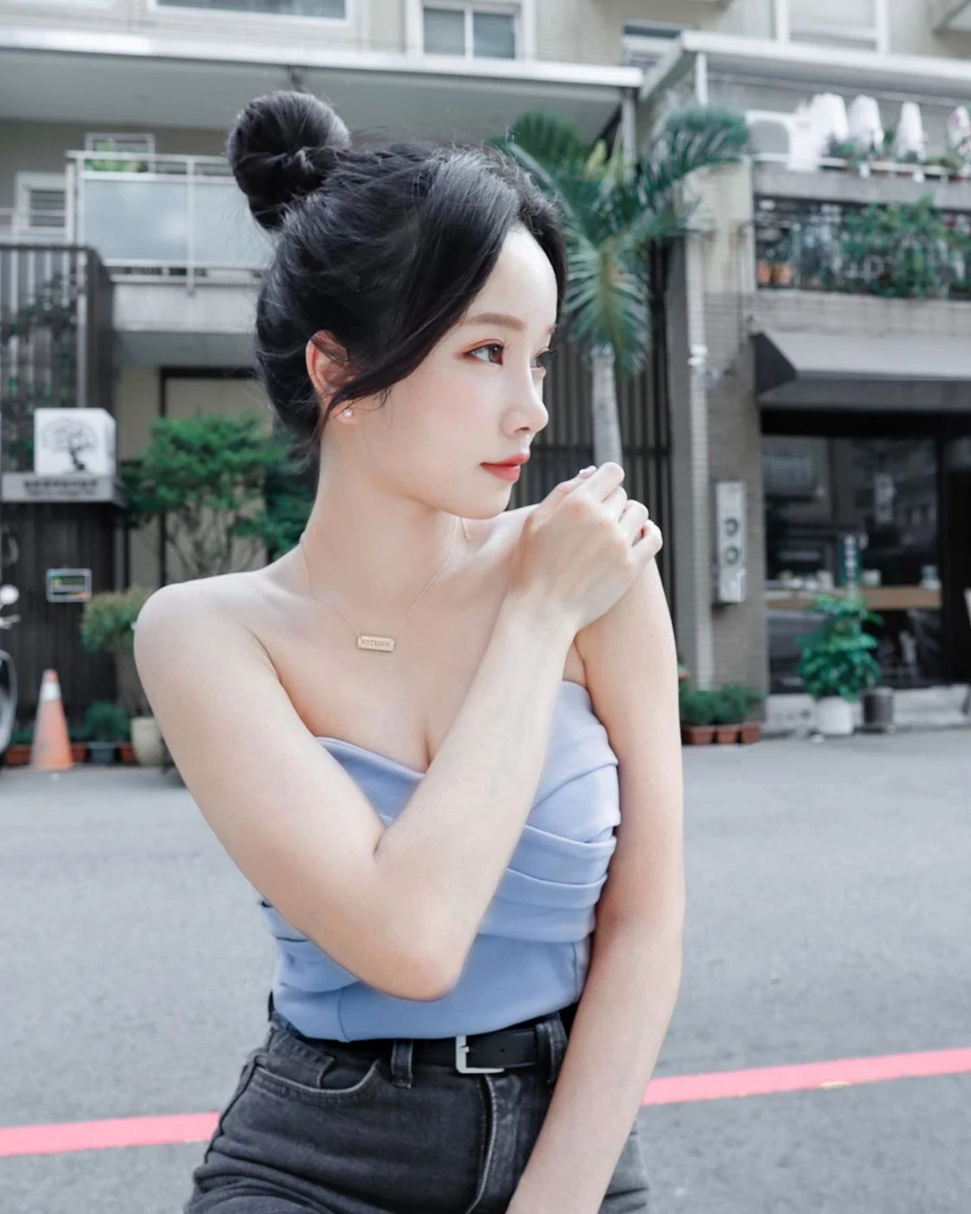 3961472.webp
