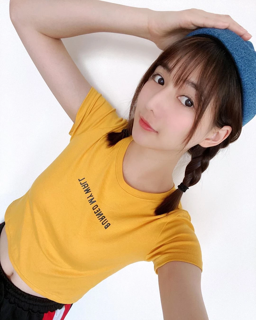 3842566.webp
