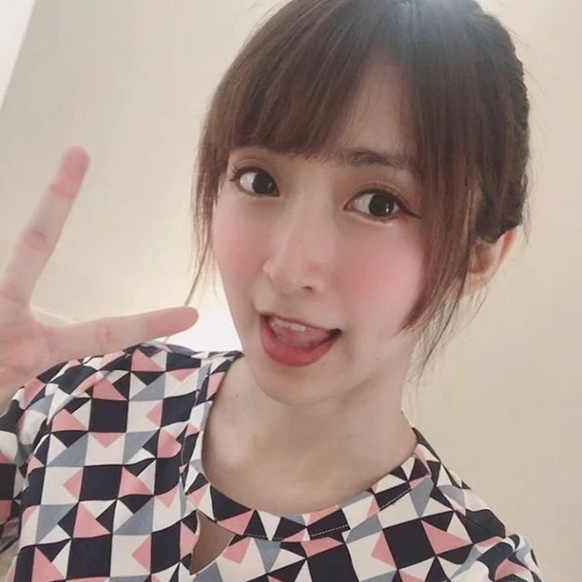 4138930.webp