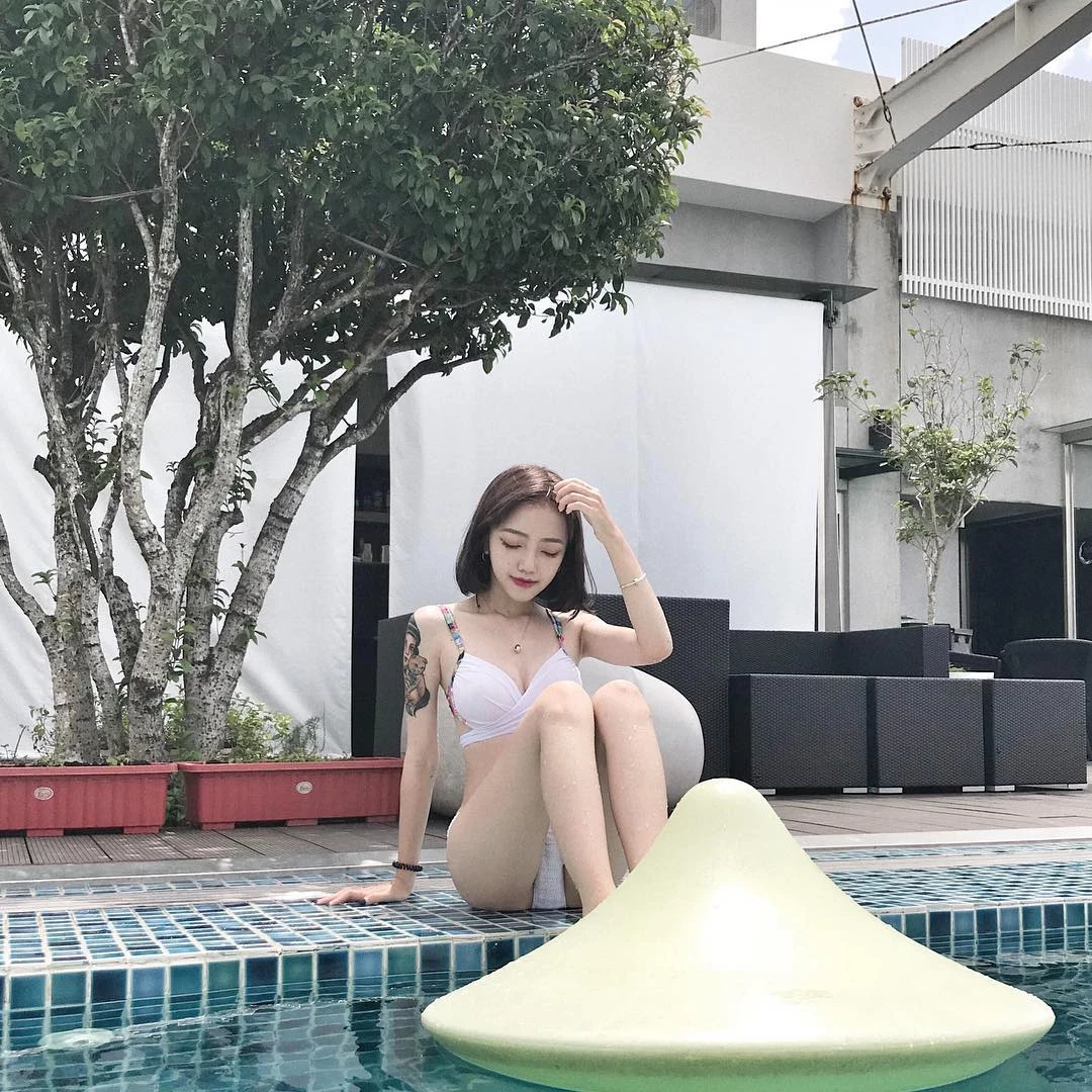 1720713.webp
