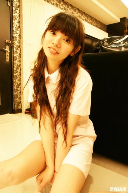 17560166.webp