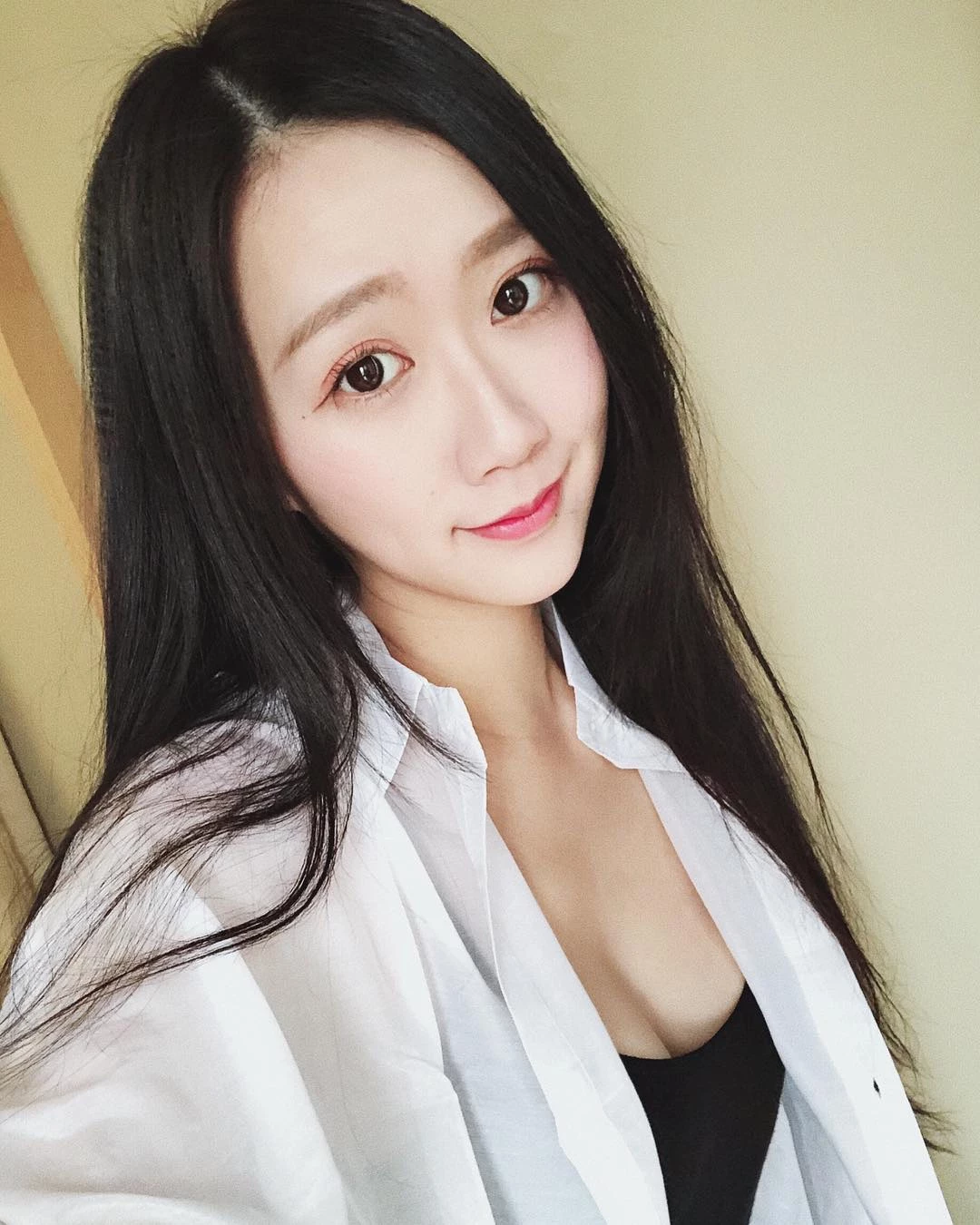 4144080.webp
