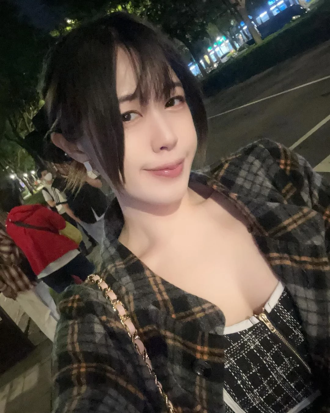 31593296.webp