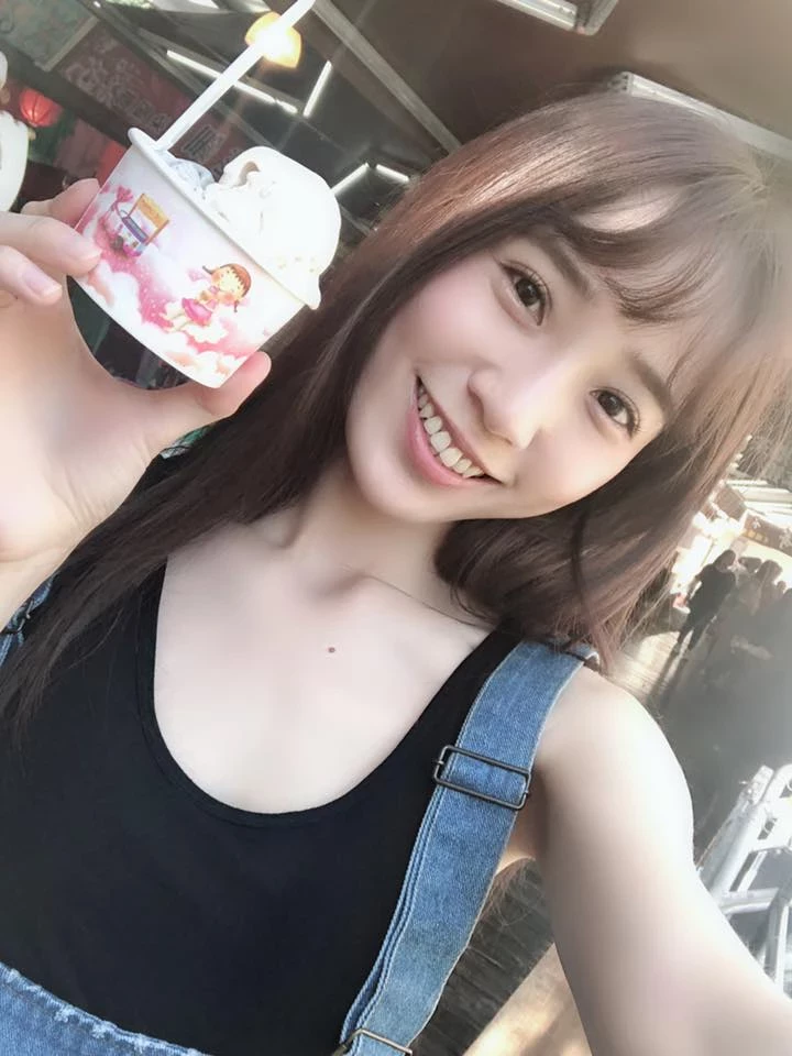 4055896.webp