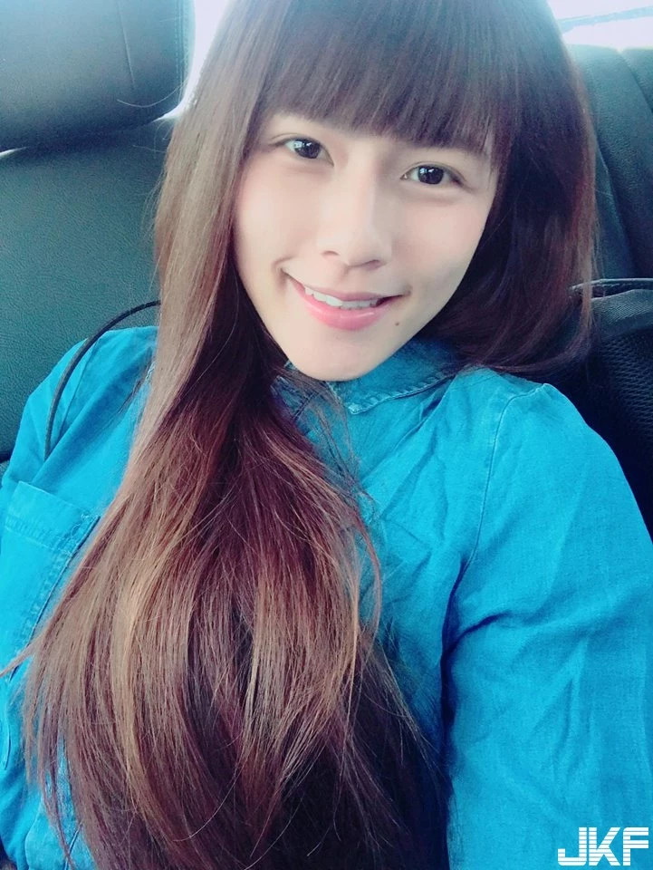 7243557.webp