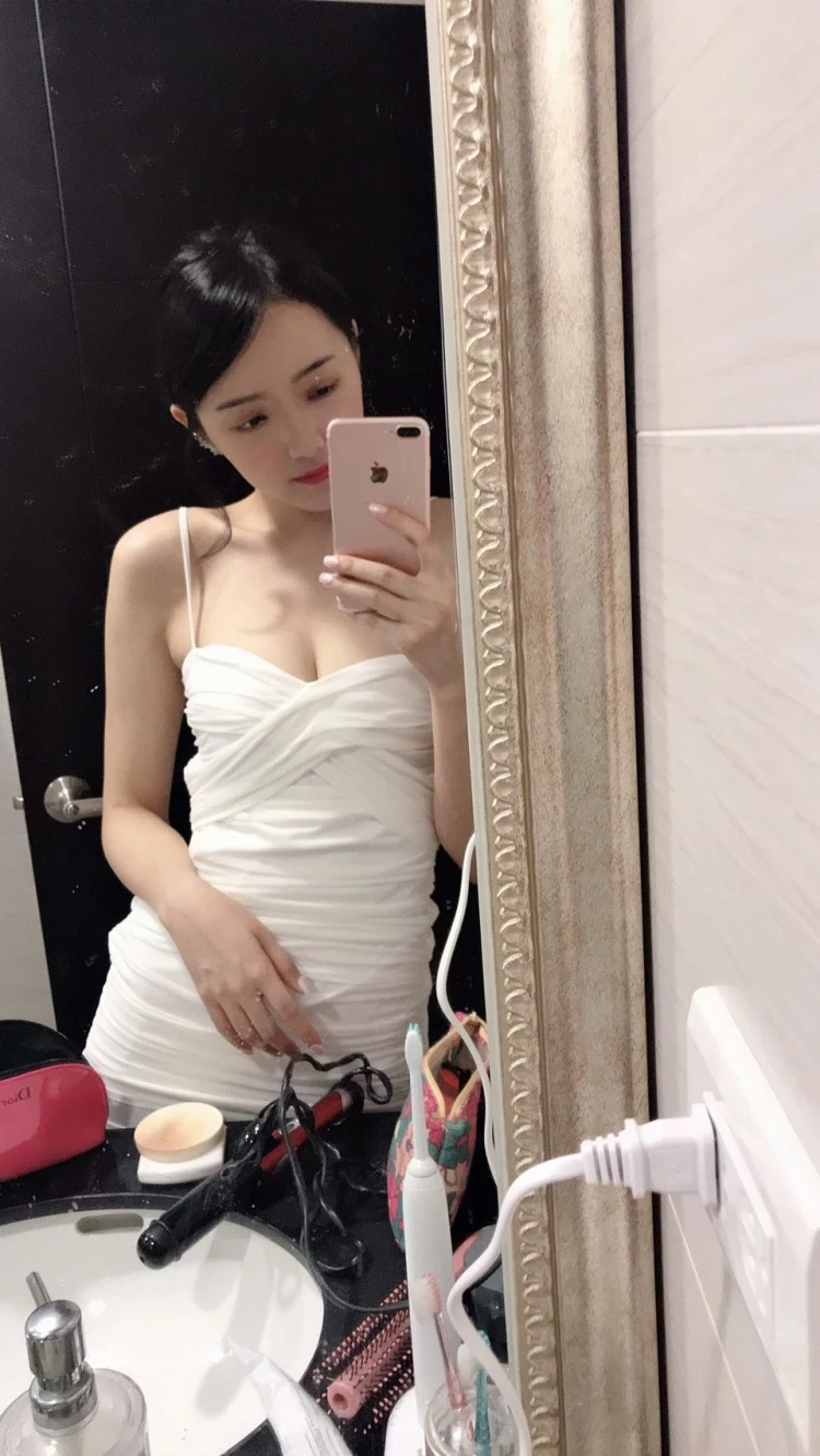 1716786.webp