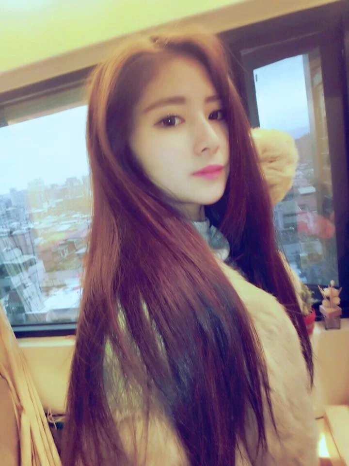 17040715.webp