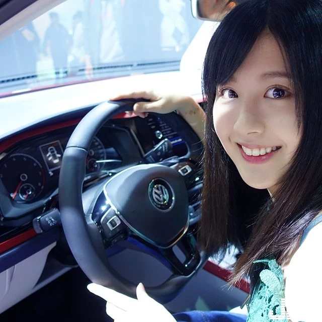 4886930.webp
