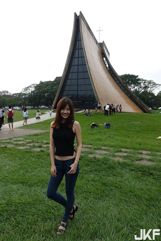 4886963.webp