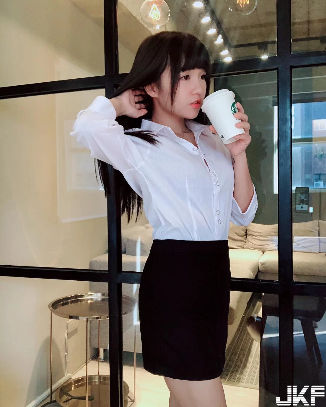 4566199.webp