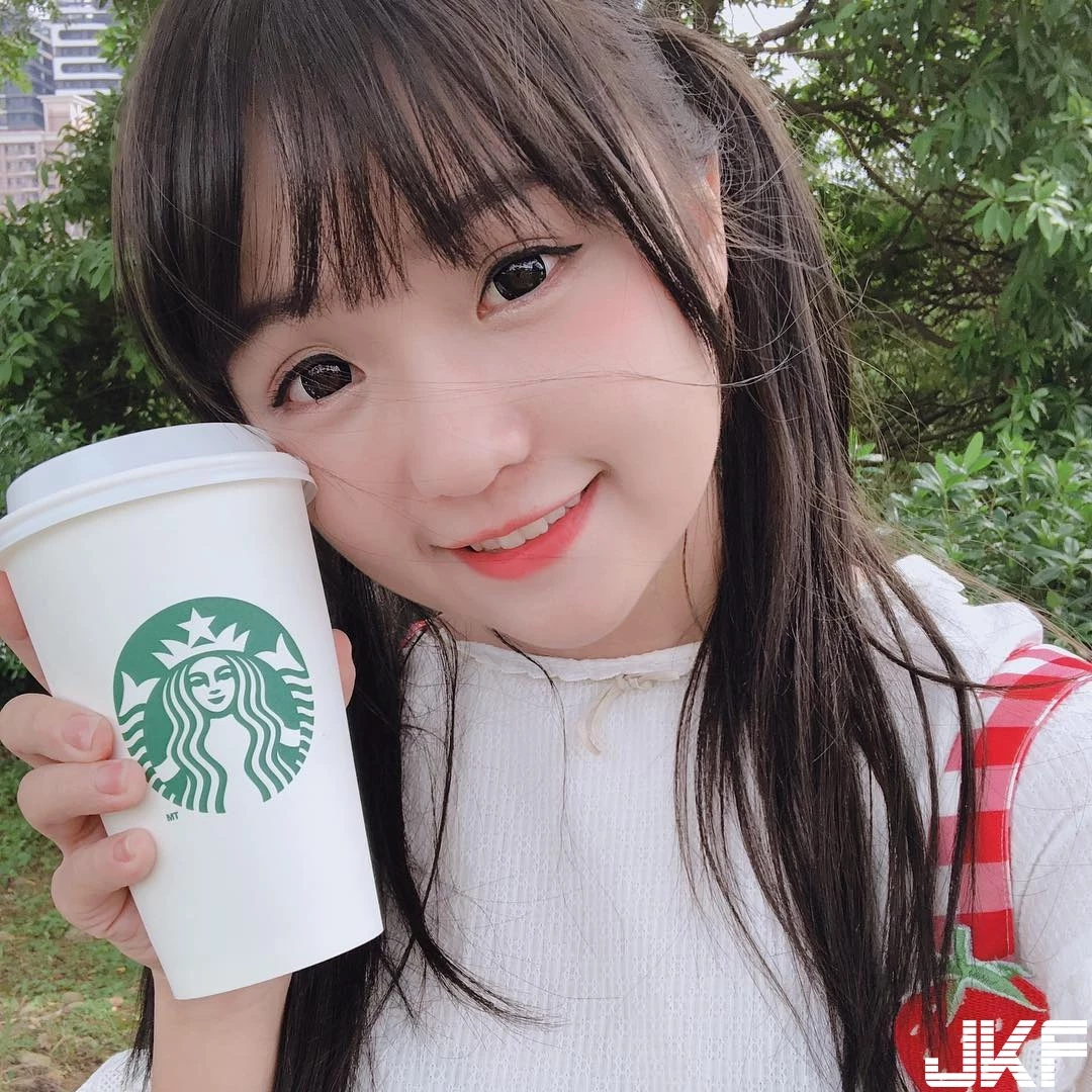 4566204.webp