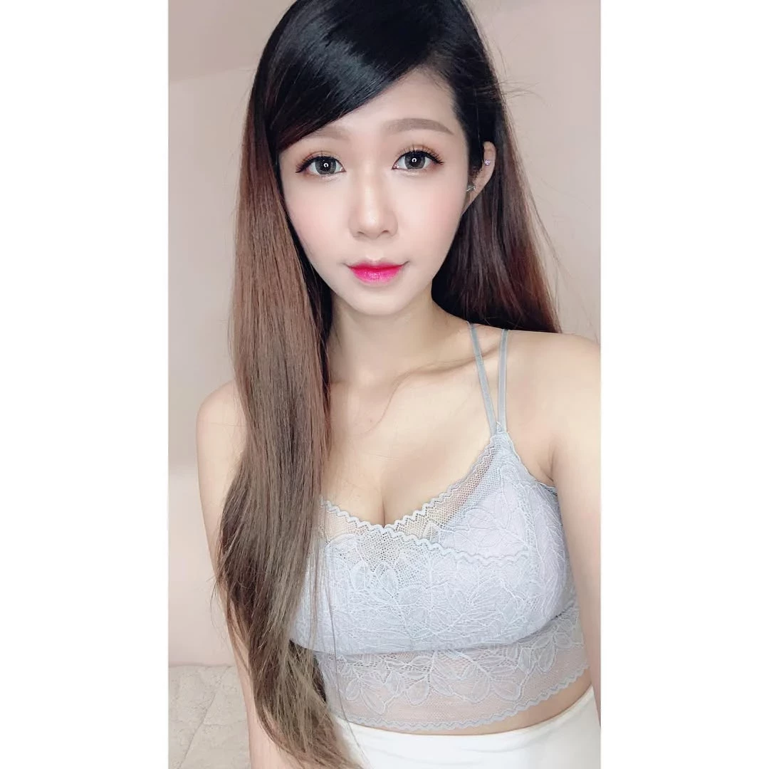 31883241.webp