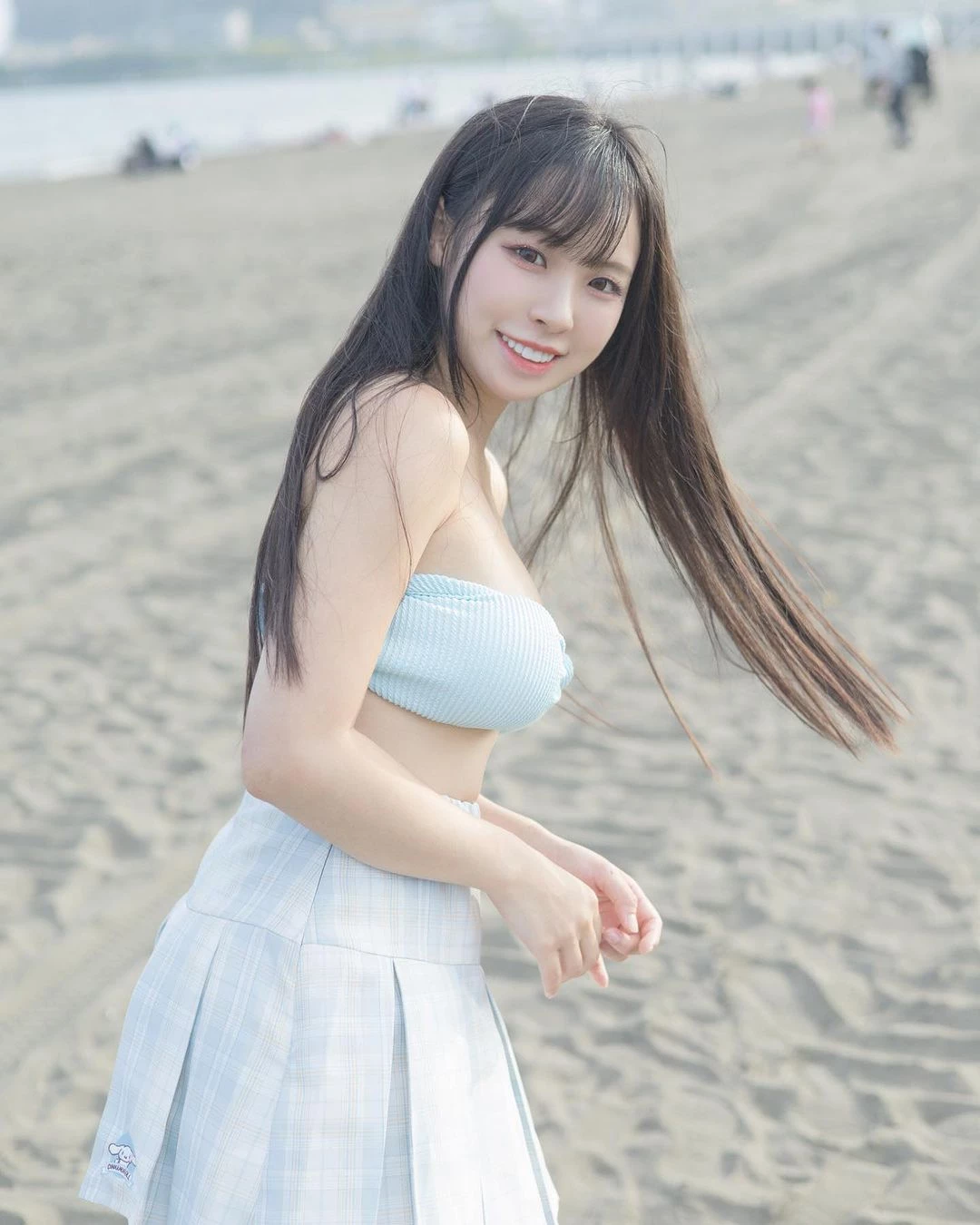 28151316.webp