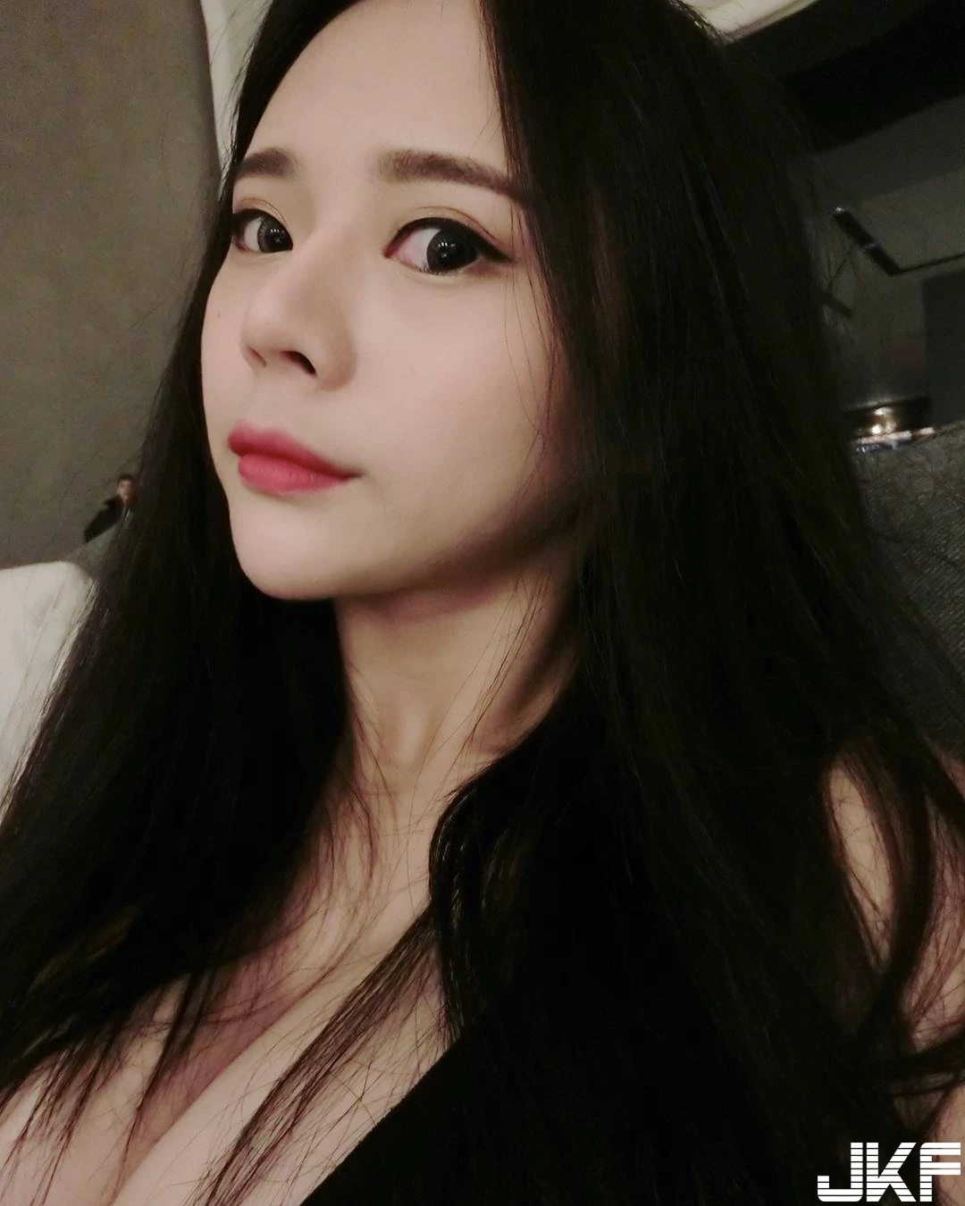 7277033.webp