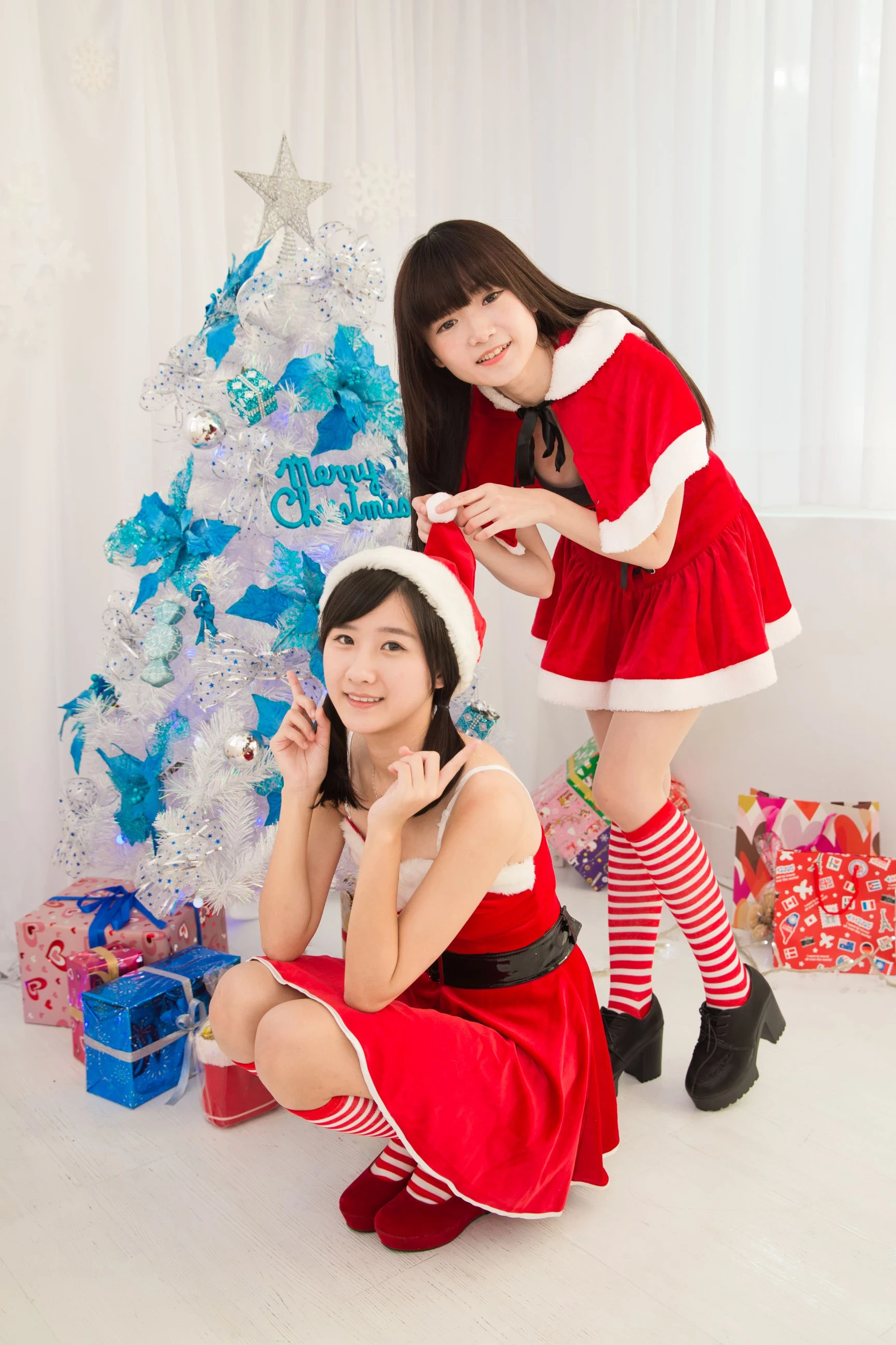 30744380.webp