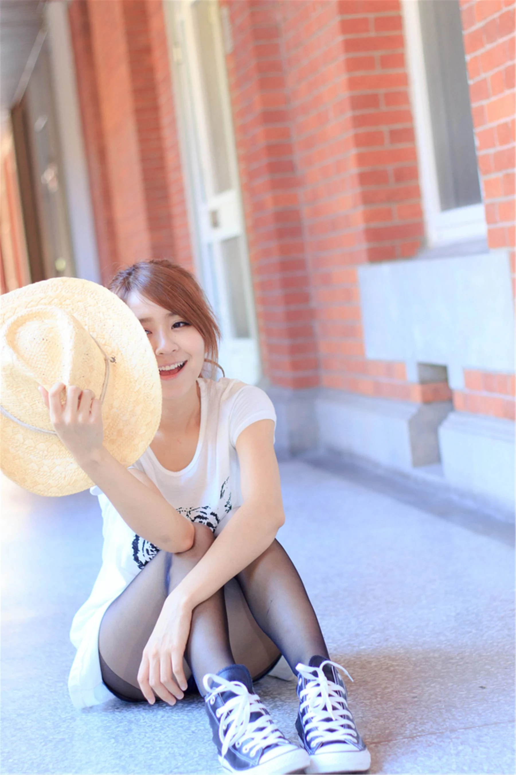 30742907.webp