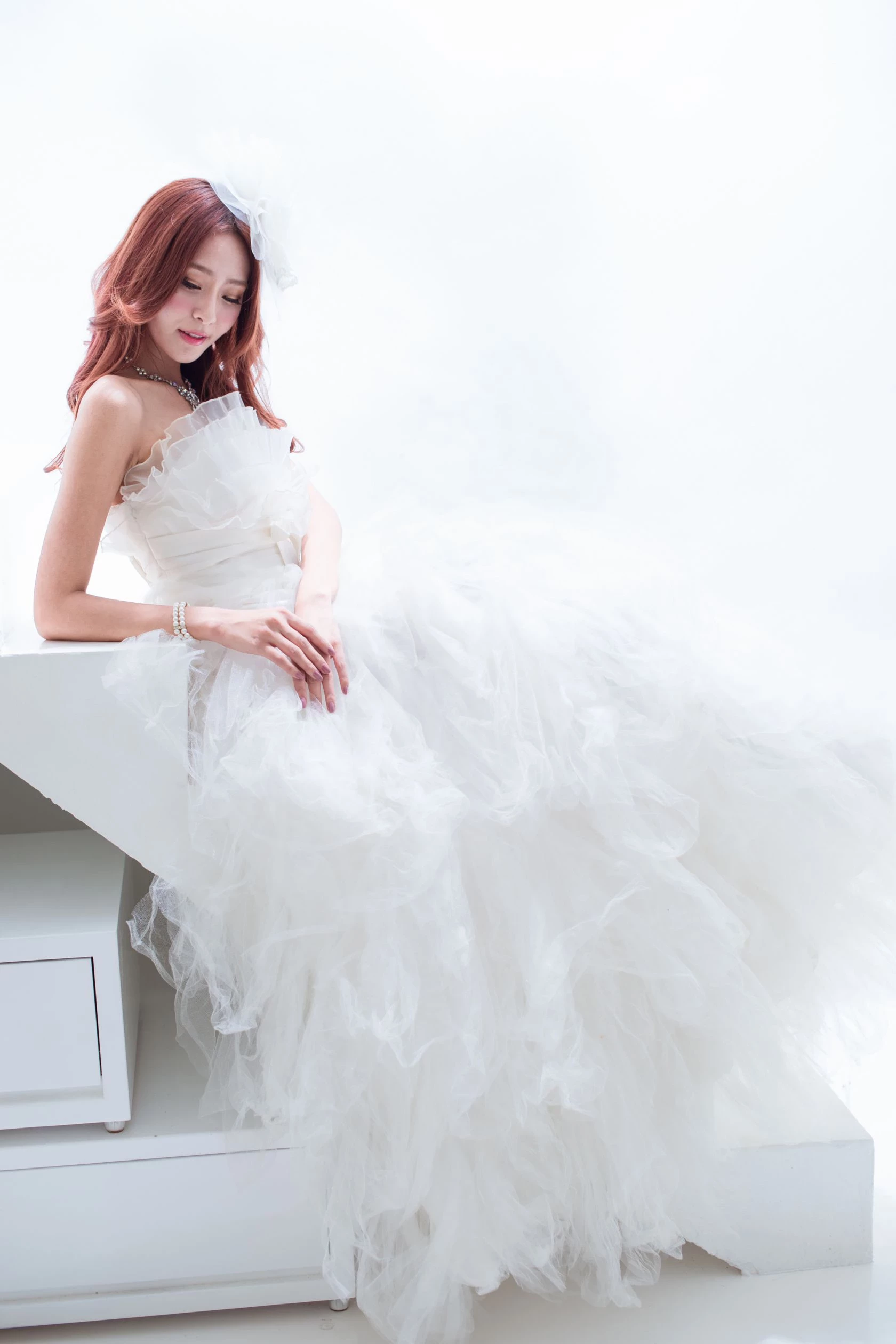 30745408.webp