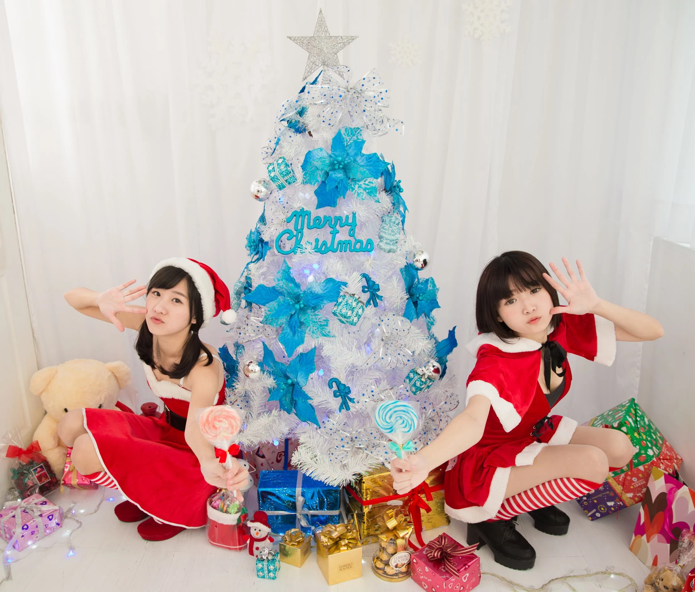 30744362.webp
