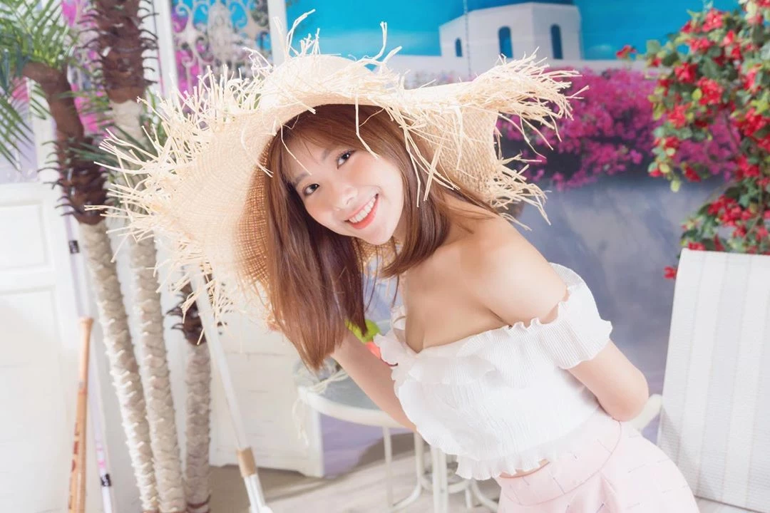 1729930.webp