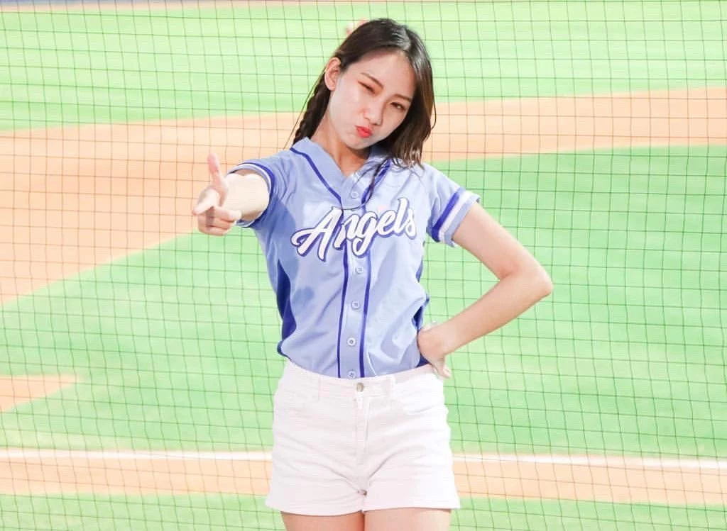 1729958.webp