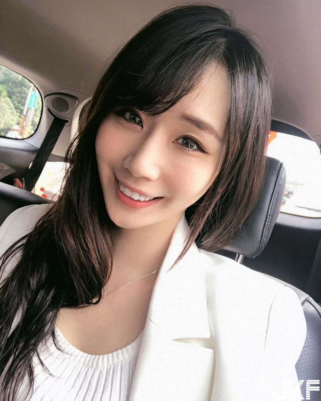 4637625.webp