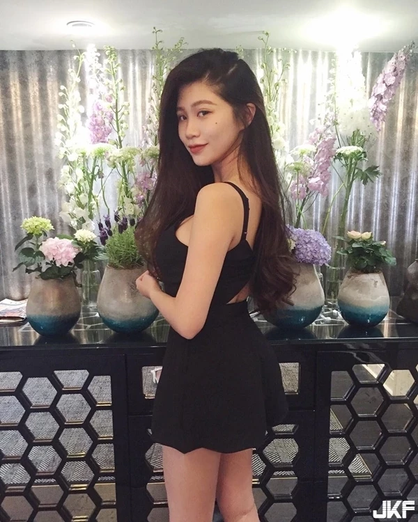 16881401.webp