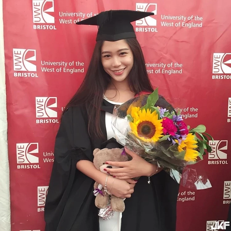 16881408.webp