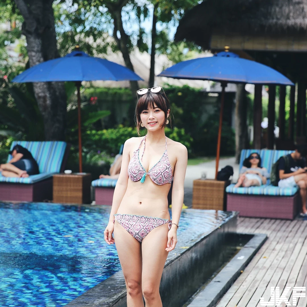 4990223.webp