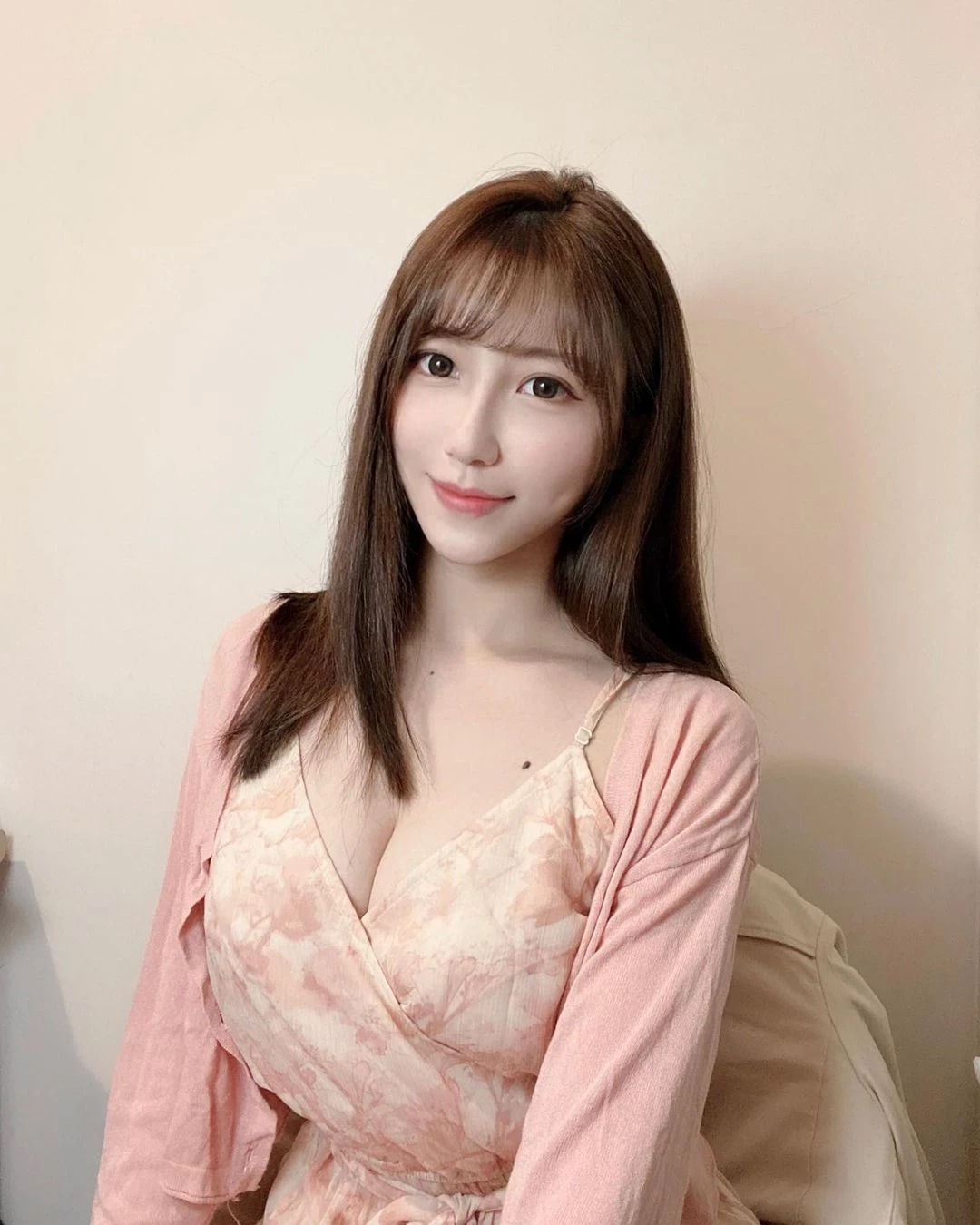 22627069.webp