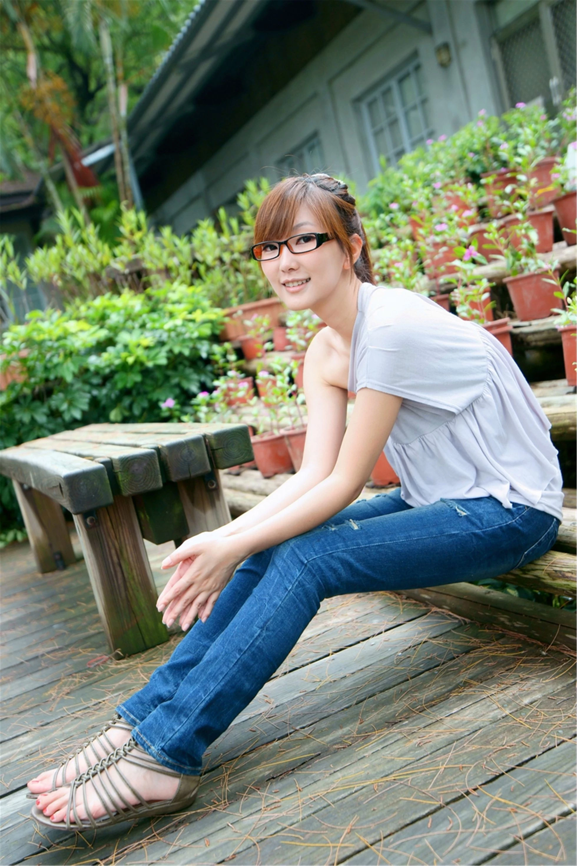 30743652.webp