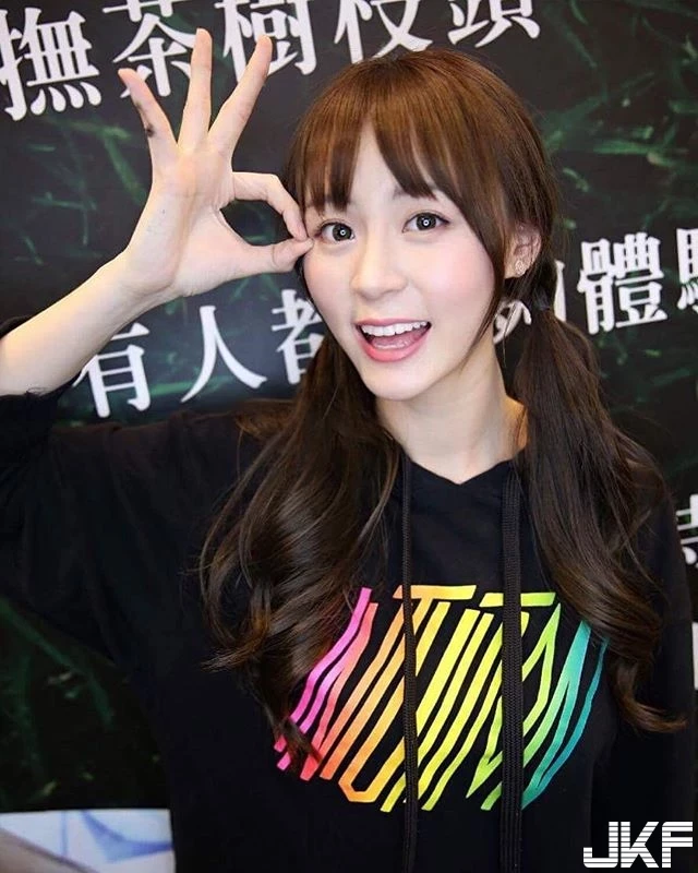 4793438.webp