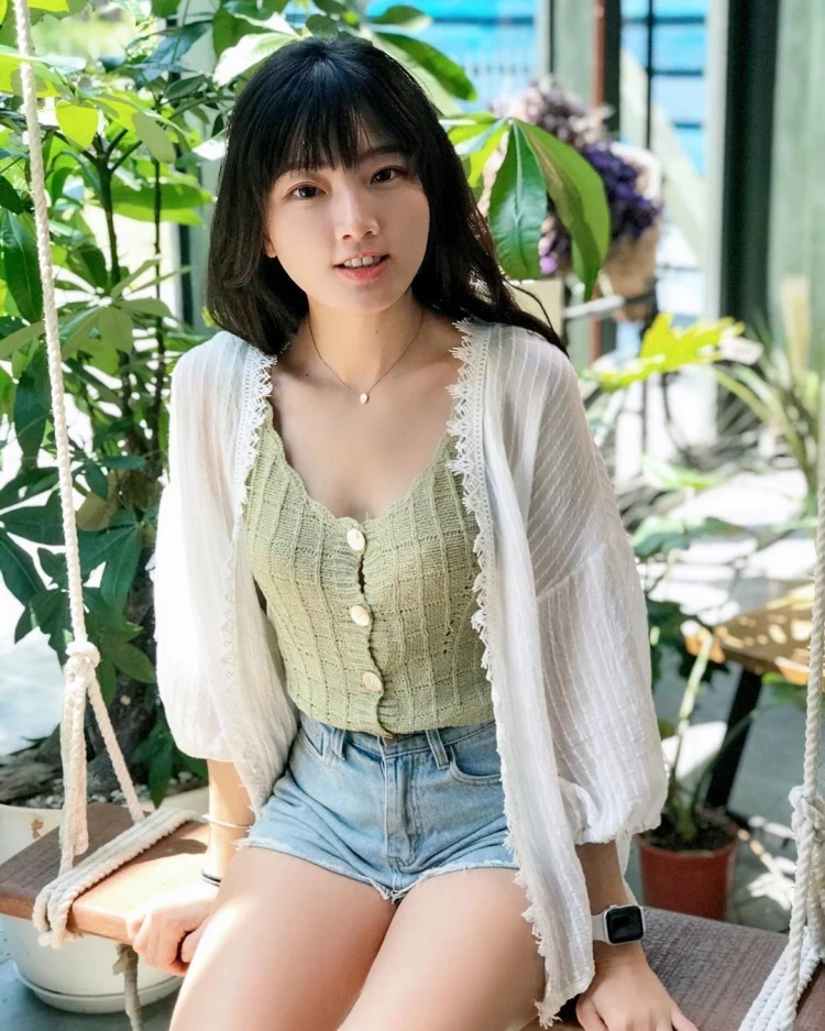 1743302.webp