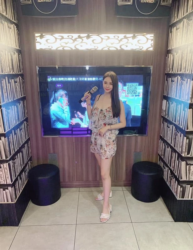 1733172.webp