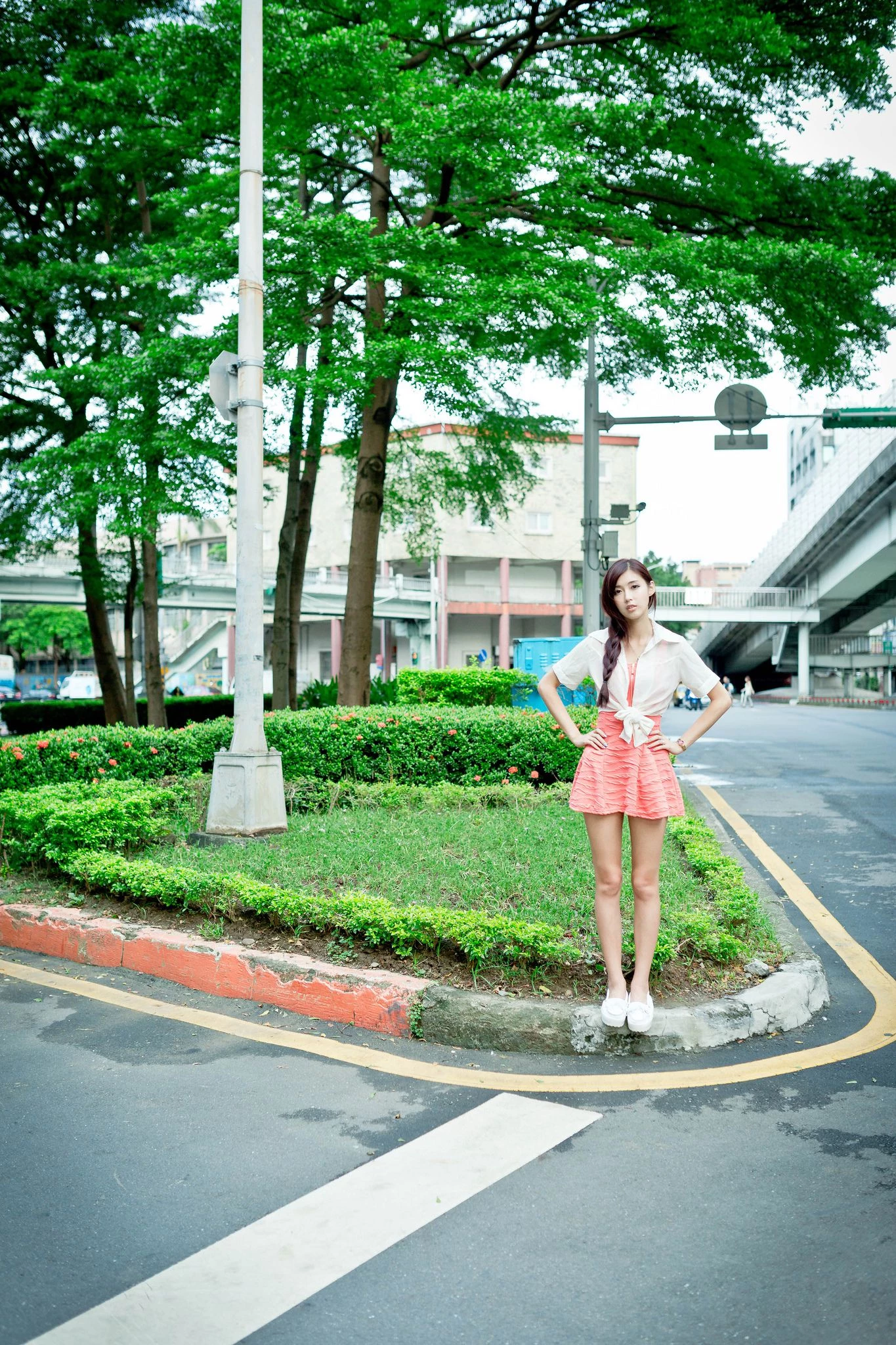 30742005.webp