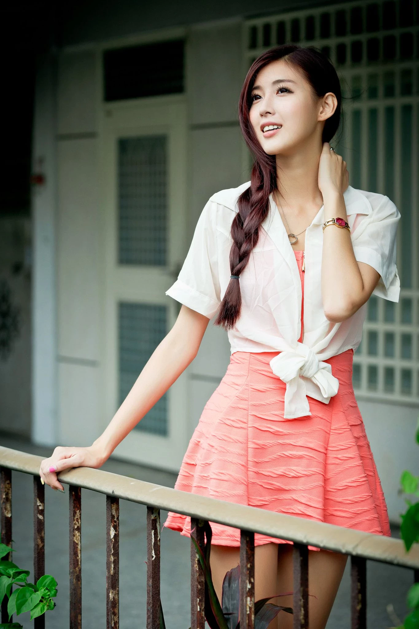 30742027.webp