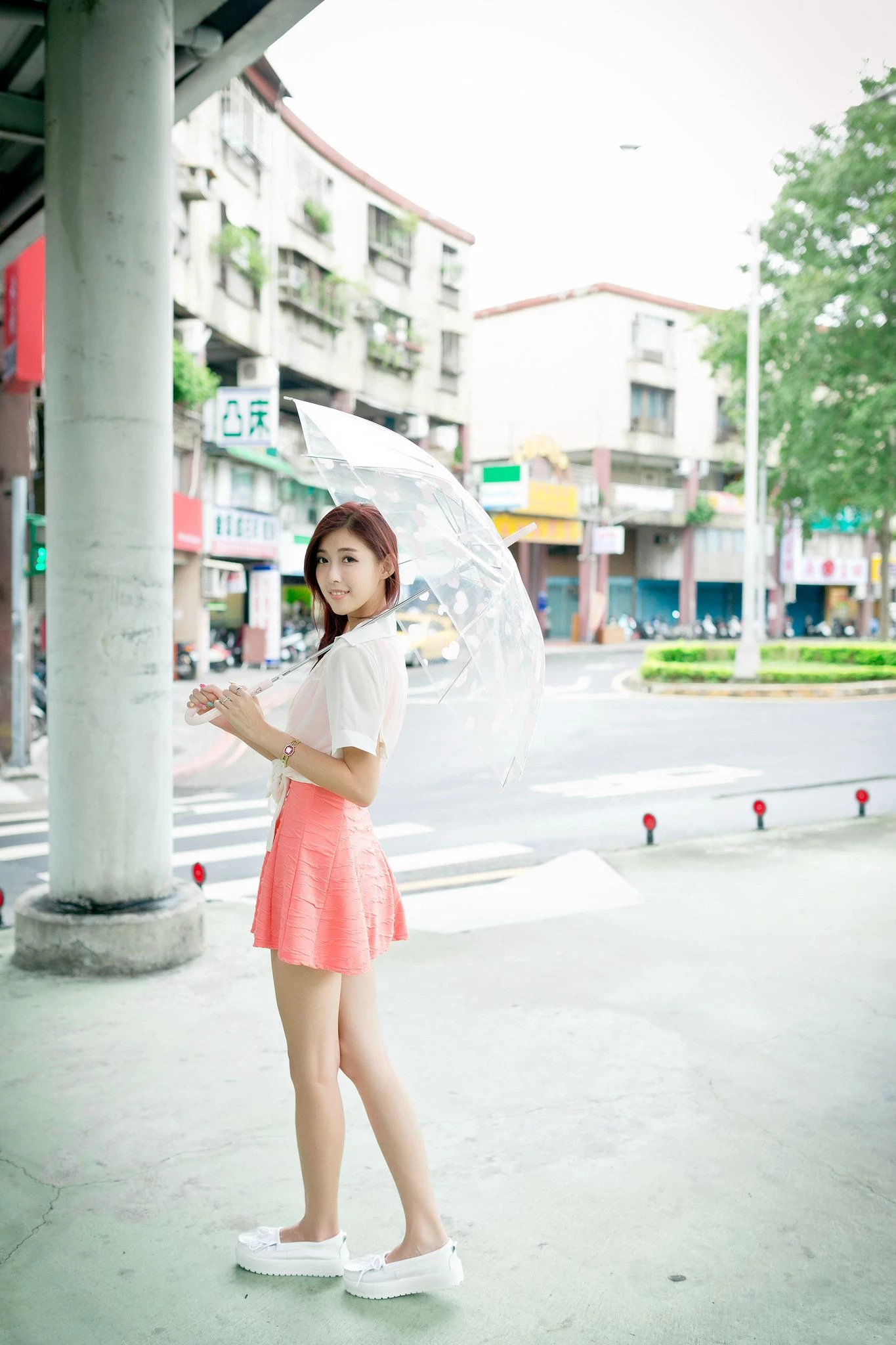 30742046.webp