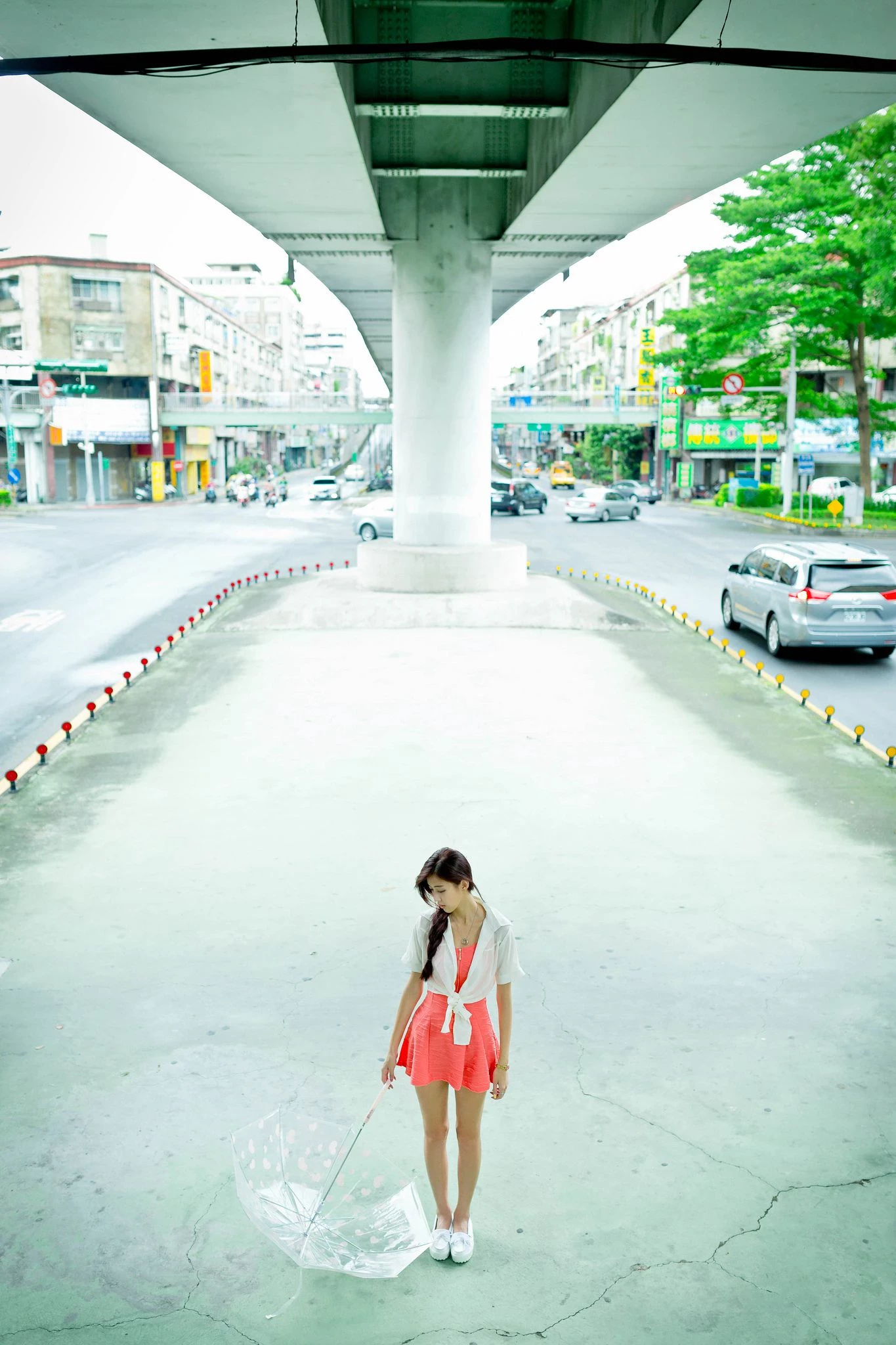 30742048.webp