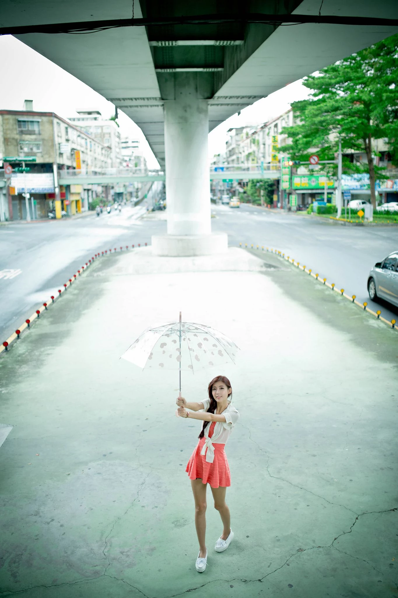 30742050.webp