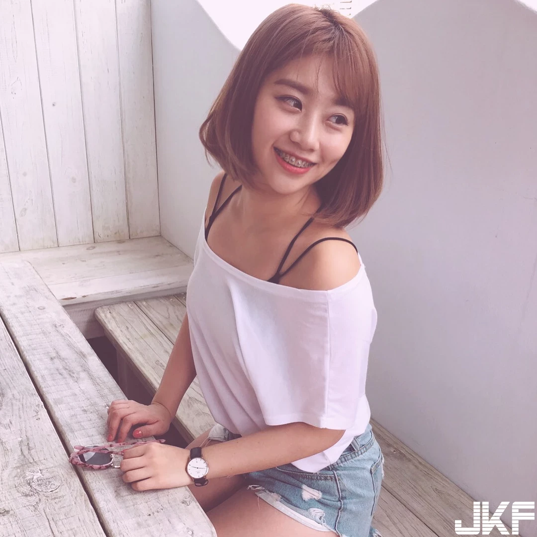 4857609.webp