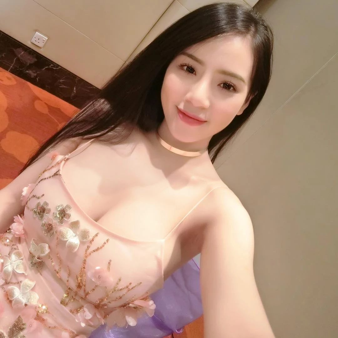4397803.webp