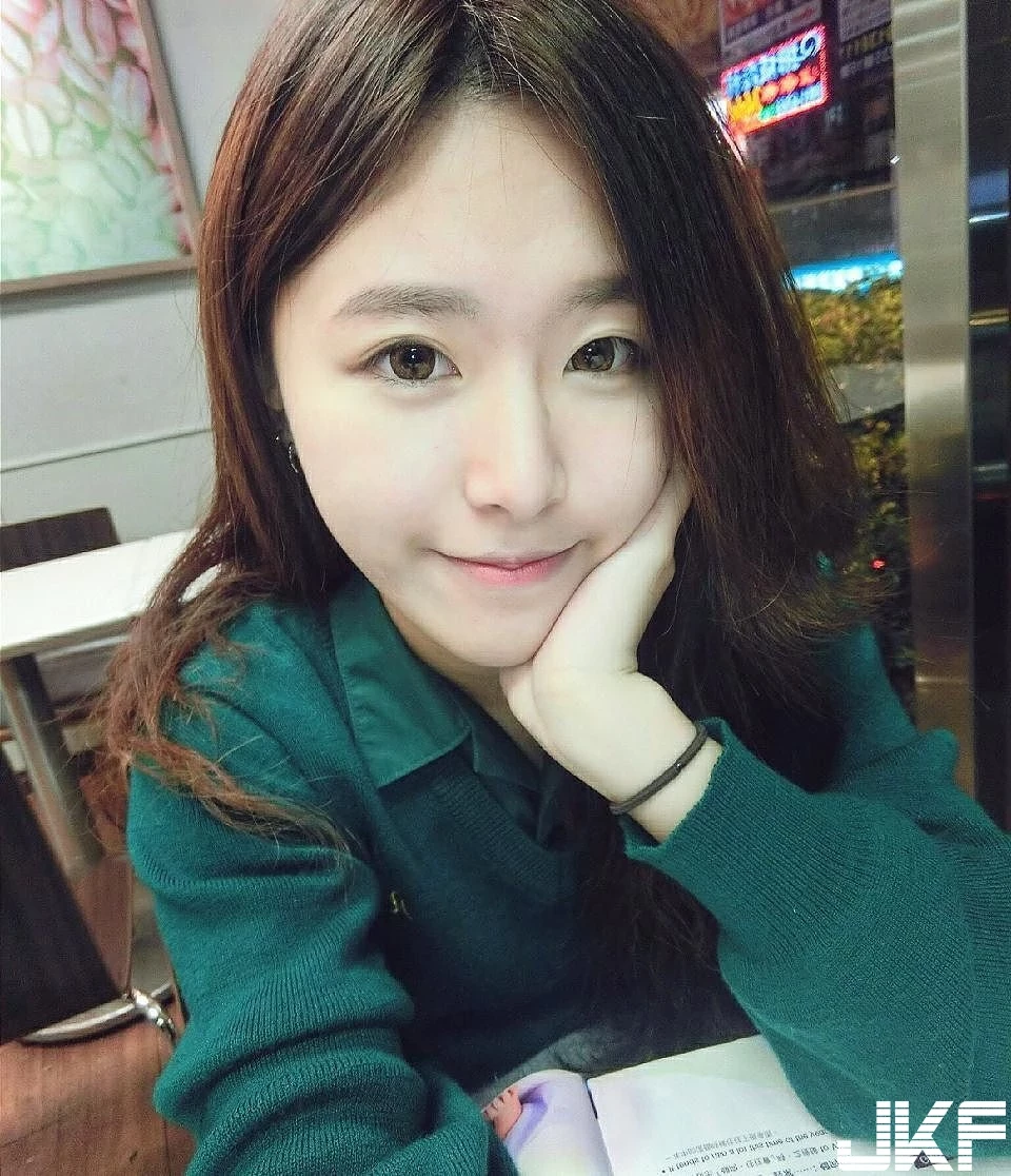 16818651.webp
