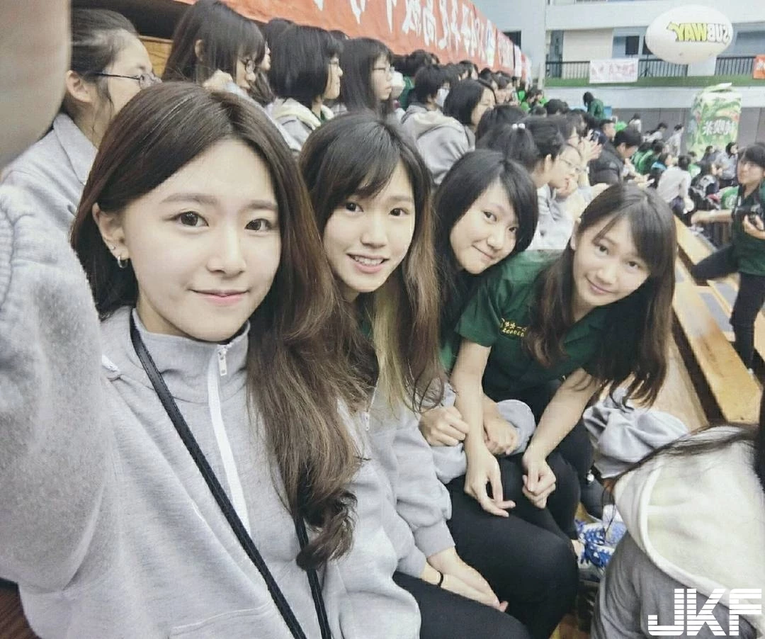 16818658.webp