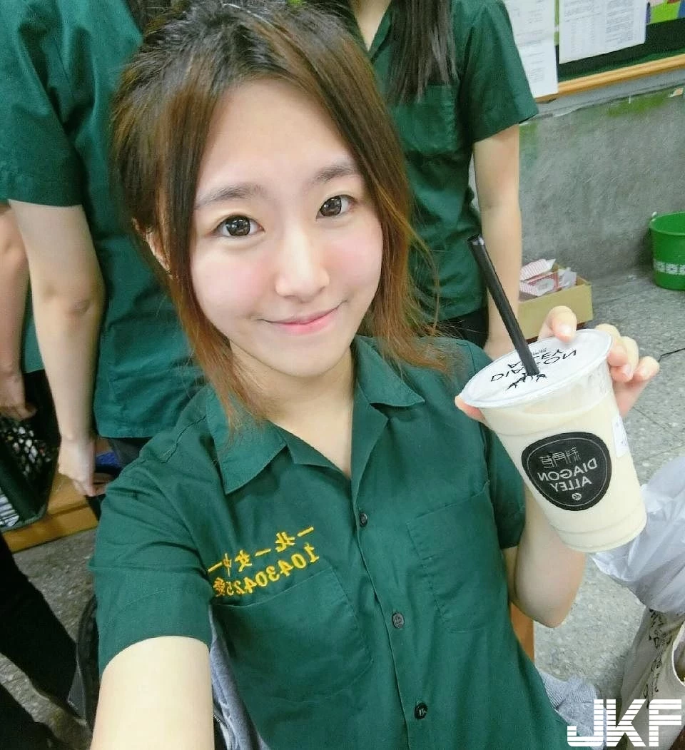 16818668.webp