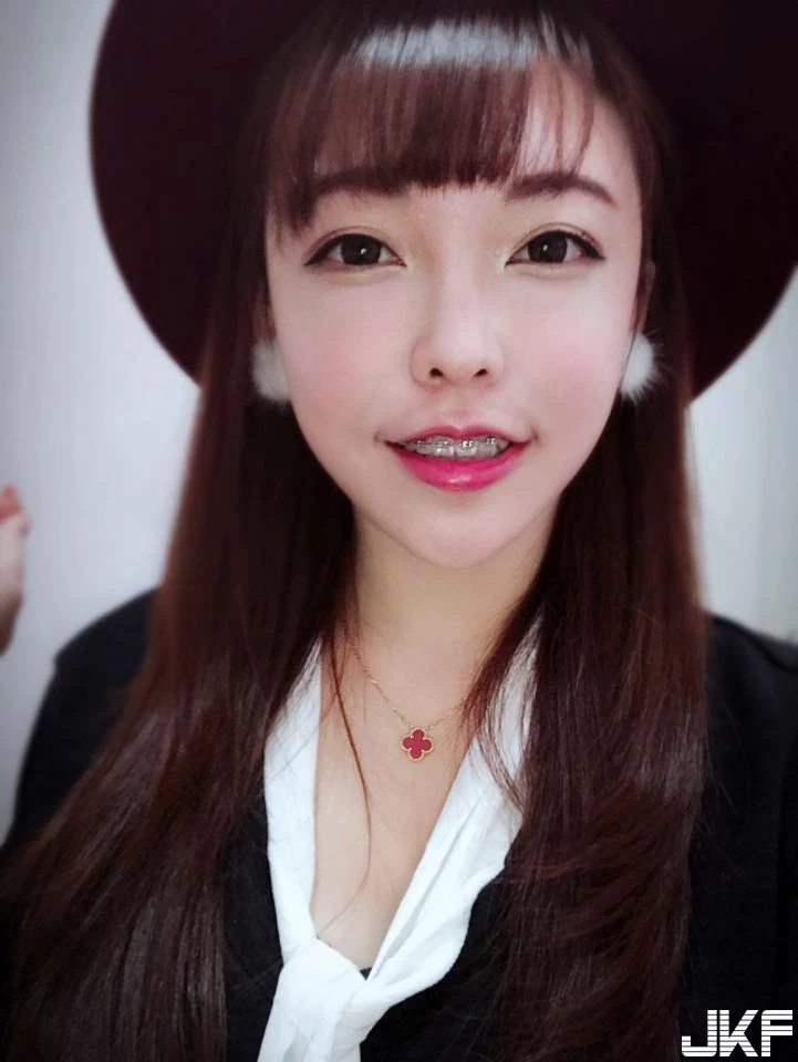 16784448.webp