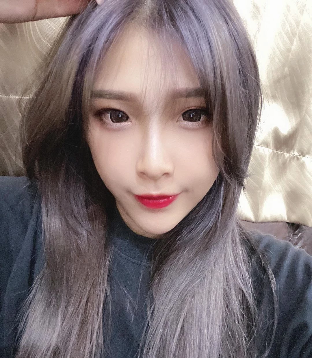 1740071.webp